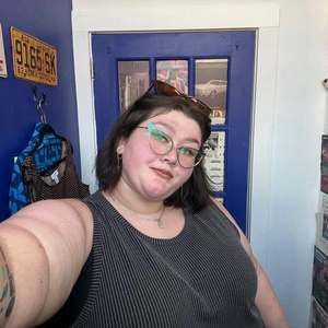 Meet your Posher, Emmeri